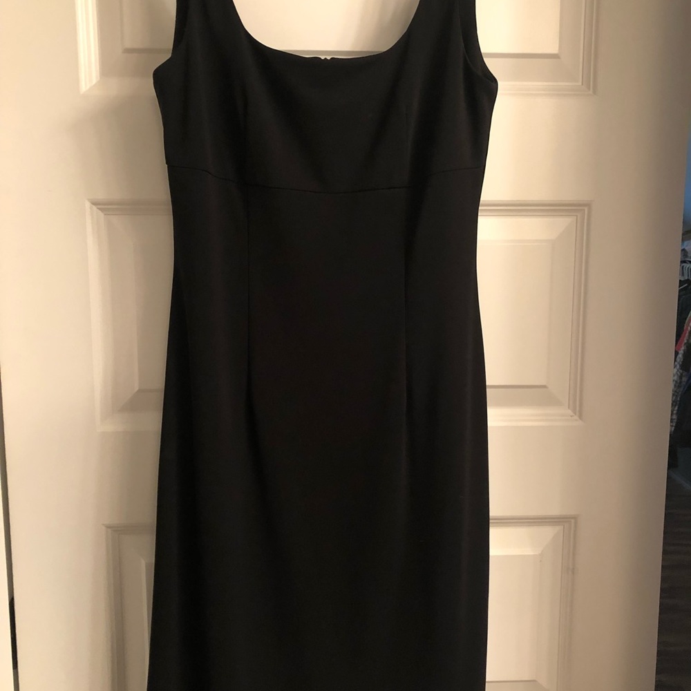 Black bodycon dress